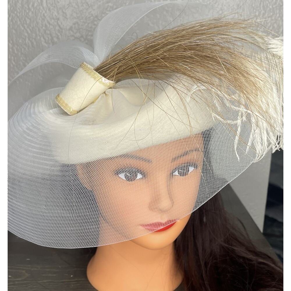 Vintage Mid-Century Lonni San Francisco Fascinator Old Money Hat Veiled Feather